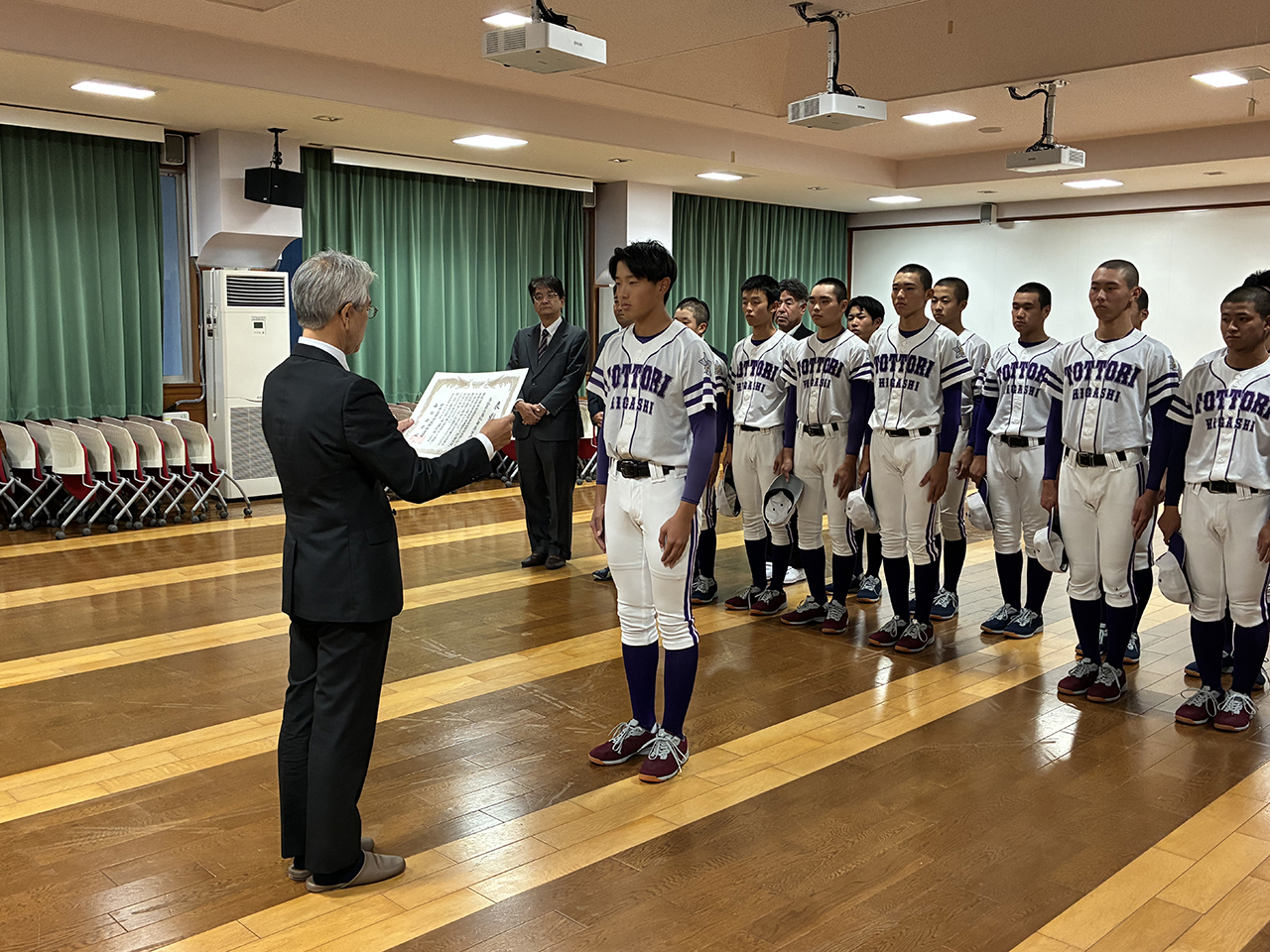 第98回選抜高等学校野球大会「21世紀枠」鳥取県推薦校の表彰式
